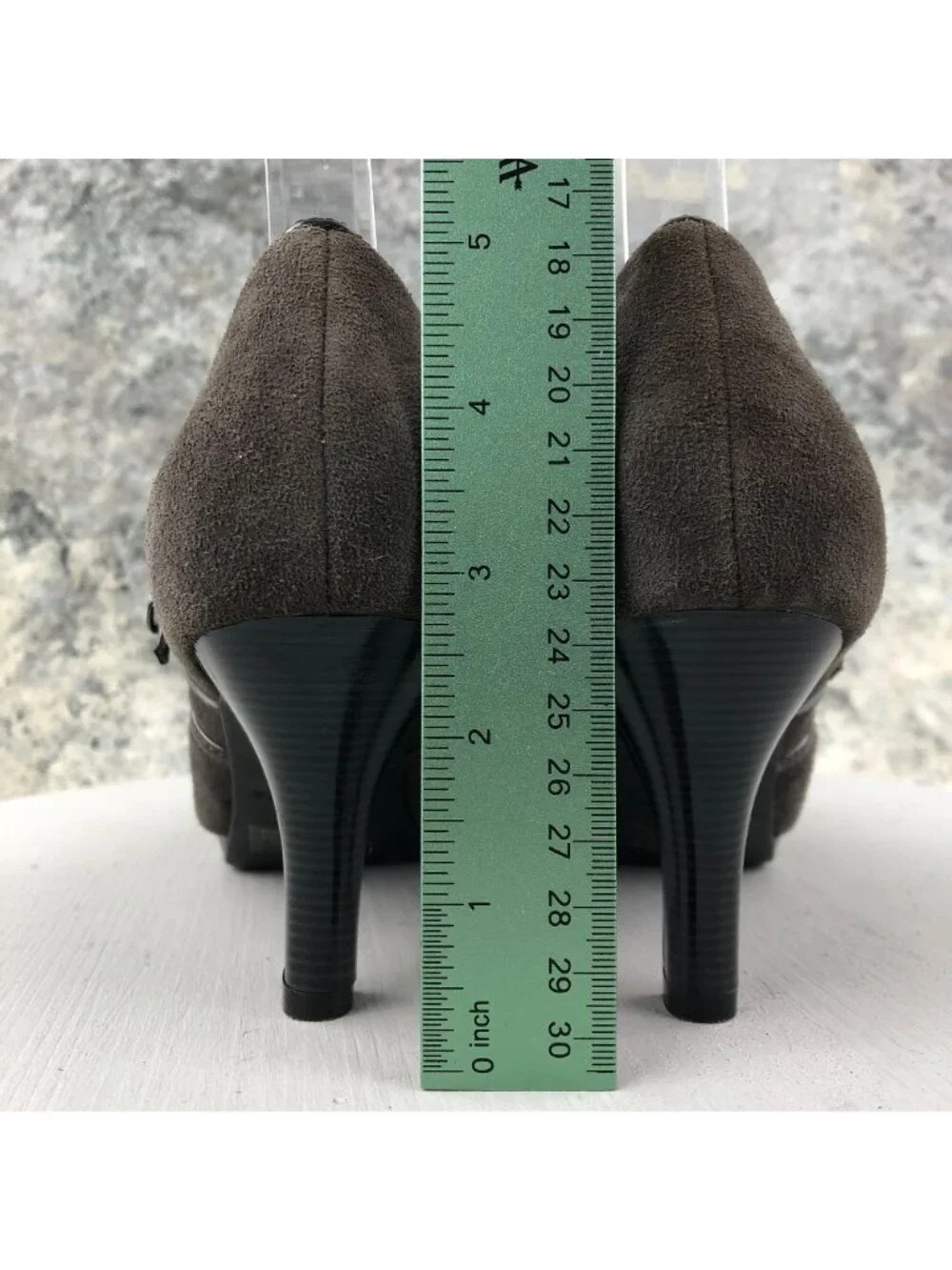 Clarks Women's Size 7.5M Artisan Brown Suede Leather High Heel Mary Jane Pumps